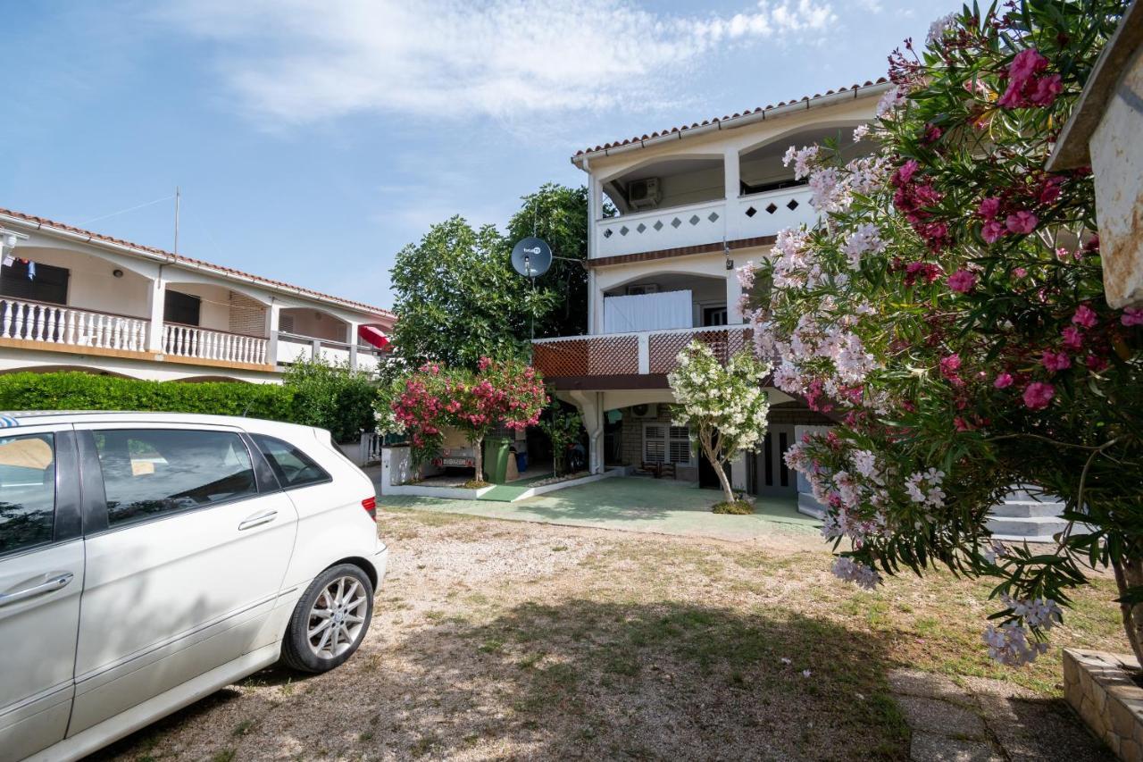 Apartments With A Parking Space Povljana, Pag - 227 Екстериор снимка