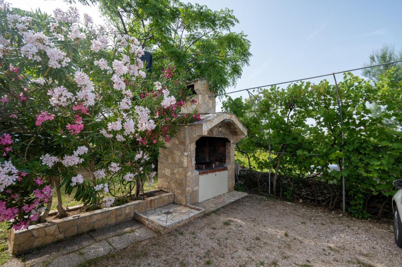 Apartments With A Parking Space Povljana, Pag - 227 Екстериор снимка